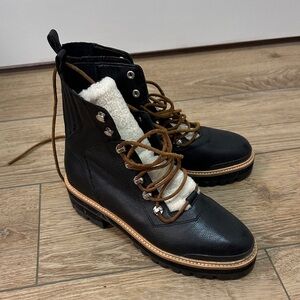 Marc Fisher LTD Izzie cold weather booties, size 7.5 W